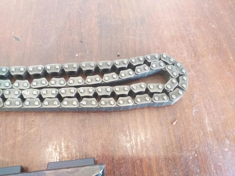 ŚLIZG ŁAŃCUSZEK ROZRZĄDU KPL SUZUKI GSF 600 BANDIT