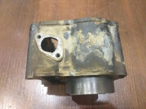 CYLINDER + TŁOK KPL LINHAI HYTRACK 550 CYLINDER + TŁOK KPL LINHAI HYTRACK 550
