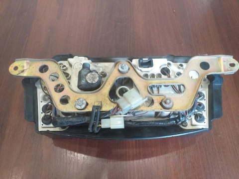 LICZNIK ZEGAR WYPEŁNIENIE KAWASAKI GPZ 600 GPX 600 LICZNIK ZEGAR WYPEŁNIENIE KAWASAKI GPZ 600 GPX 600