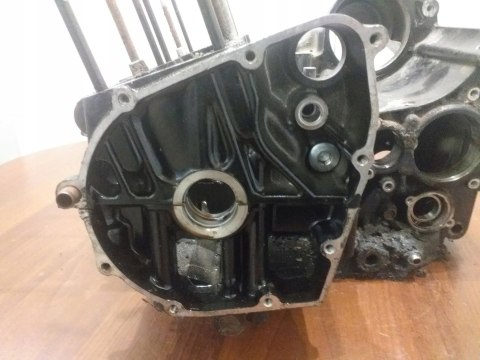 KARTER BLOK SILNIKA SUZUKI GSX 600 F