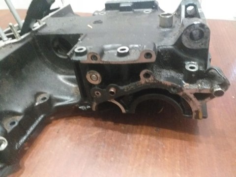 KARTER POŁÓWKA BLOK SILNIKA KAWASAKI GPX 600 KARTER POŁÓWKA BLOK SILNIKA KAWASAKI GPX 600