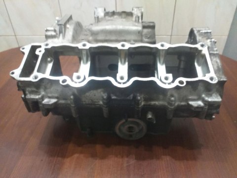 KARTERY BLOK SILNIKA KAWASAKI ZX9R 98 02 04 KARTERY BLOK SILNIKA KAWASAKI ZX9R 98 02 04