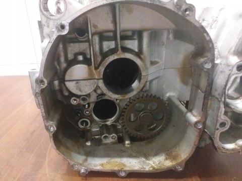 KARTERY BLOK SILNIKA KAWASAKI ZX9R 98 02 04 KARTERY BLOK SILNIKA KAWASAKI ZX9R 98 02 04