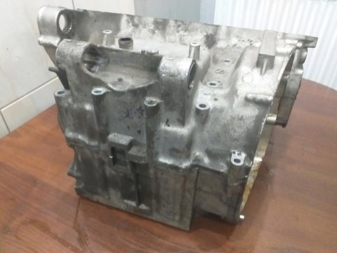 KARTERY BLOK SILNIKA KAWASAKI ZX9R 98 02 04 KARTERY BLOK SILNIKA KAWASAKI ZX9R 98 02 04