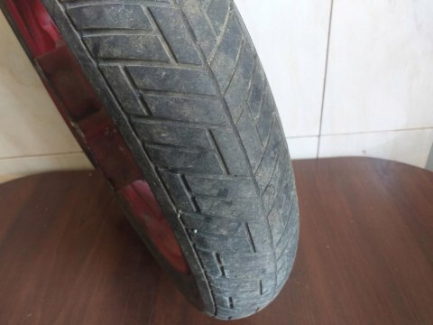 KOŁO FELGA PRZÓD KAWASAKI GPZ 600 KOŁO FELGA PRZÓD KAWASAKI GPZ 600