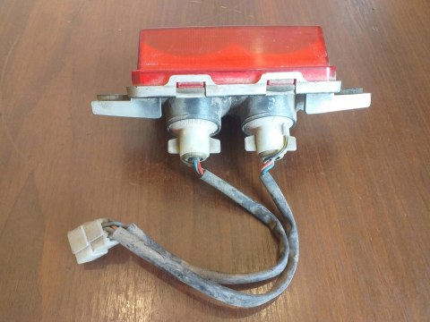LAMPA TYŁ TYLNA KAWASAKI GPX 600 LAMPA TYŁ TYLNA KAWASAKI GPX 600