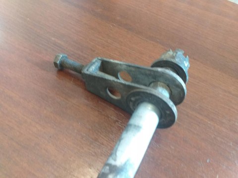 OŚ OŚKA + NACIĄGI KPL KAWASAKI GPX 600