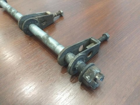 OŚ OŚKA + NACIĄGI KPL KAWASAKI GPX 600