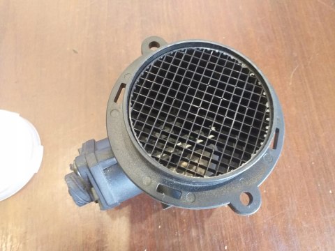 PRZEPŁYWOMIERZ BBT AMS409 MERCEDES E/S/SL 2.9-6.0 PRZEPŁYWOMIERZ BBT AMS409 MERCEDES E/S/SL 2.9-6.0
