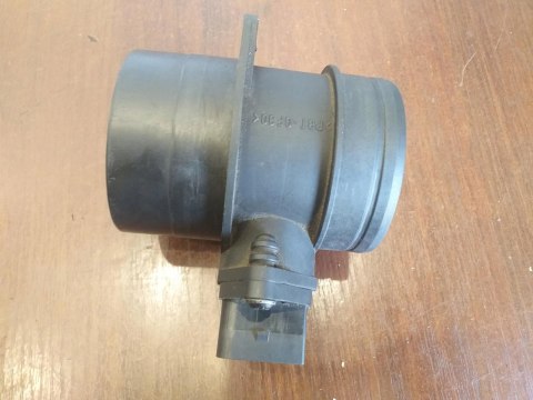 PRZEPŁYWOMIERZ BOSCH 0230218065 AUDI SEAT 1.8-4.2 PRZEPŁYWOMIERZ BOSCH 0230218065 AUDI SEAT 1.8-4.2