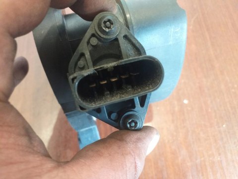 PRZEPŁYWOMIERZ BOSCH 0928400527 BMW 2.0-2.5-3.0 PRZEPŁYWOMIERZ BOSCH 0928400527 BMW 2.0-2.5-3.0