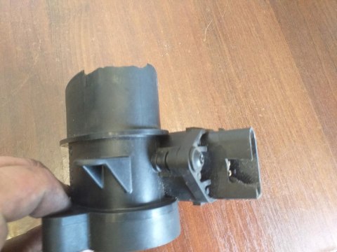 PRZEPŁYWOMIERZ BOSCH 0928400527 BMW 2.0-2.5-3.0 PRZEPŁYWOMIERZ BOSCH 0928400527 BMW 2.0-2.5-3.0