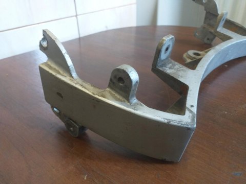 STELAŻ UCHWYT MOCOWANIE KAWASAKI GPX 600 STELAŻ UCHWYT MOCOWANIE KAWASAKI GPX 600