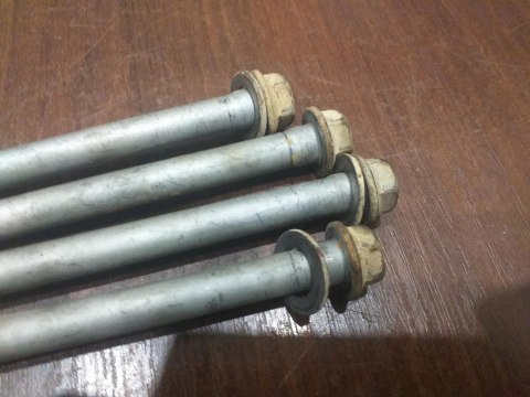 SZPILKI ŚRUBY GŁOWICY KPL KAWASAKI KVF 360