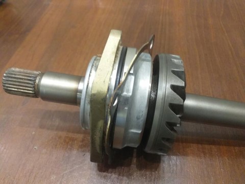 WAŁ WAŁEK NAPĘD KAWASAKI KVF 360