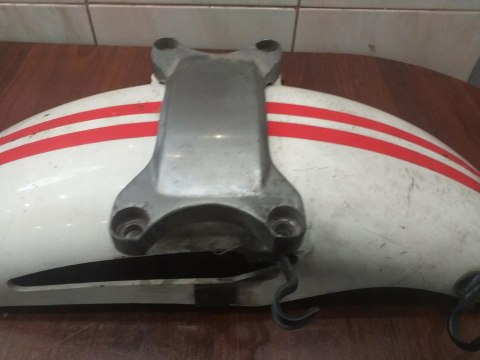 BŁOTNIK NADKOLE CHLAPACZ PRZÓD HONDA VF 750 RC15 BŁOTNIK NADKOLE CHLAPACZ PRZÓD HONDA VF 750 RC15