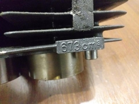 CYLINDER + TŁOKI KPL SUZUKI GS 650 CYLINDER + TŁOKI KPL SUZUKI GS 650