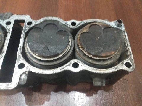 CYLINDER + TŁOKI KPL YAMAHA XJ 750 MAXIM