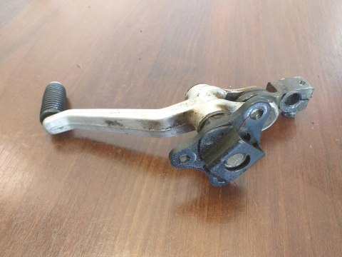 DŹWIGNIA ZMIANY BIEGÓW KAWASAKI GPX 750 DŹWIGNIA ZMIANY BIEGÓW KAWASAKI GPX 750