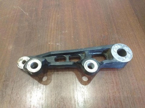 JARZMO MOCOWANIE ZACISKU YAMAHA FZR 600 JARZMO MOCOWANIE ZACISKU YAMAHA FZR 600