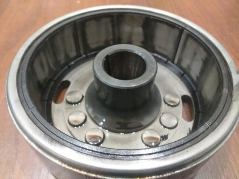 KOŁO MAGNESOWE MAGNETO HONDA VF 750 RC15 KOŁO MAGNESOWE MAGNETO HONDA VF 750 RC15