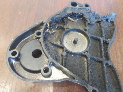OBUDOWA POKRYWA DEKIEL ZĘBATKI HONDA VF 750 RC15 OBUDOWA POKRYWA DEKIEL ZĘBATKI HONDA VF 750 RC15