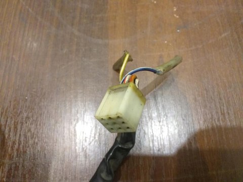 PRZEŁĄCZNIK PRAWY SUZUKI GS 650