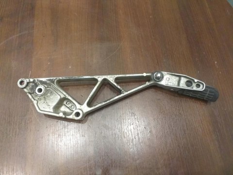 SET PODNÓŻEK HONDA VF 750 RC15 SET PODNÓŻEK HONDA VF 750 RC15