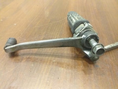 SET PODNÓŻEK KIEROWCY LEWY HONDA VF 750 RC15