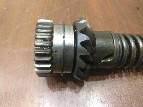 WAŁEK PRZEKŁADNIA SUZUKI GS 650 WAŁEK PRZEKŁADNIA SUZUKI GS 650