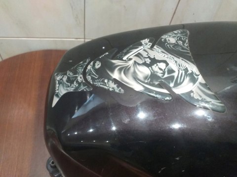 ZBIORNIK PALIWA BAK SUZUKI GS 650 ZBIORNIK PALIWA BAK SUZUKI GS 650