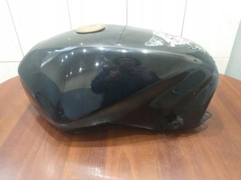 ZBIORNIK PALIWA BAK SUZUKI GS 650 ZBIORNIK PALIWA BAK SUZUKI GS 650