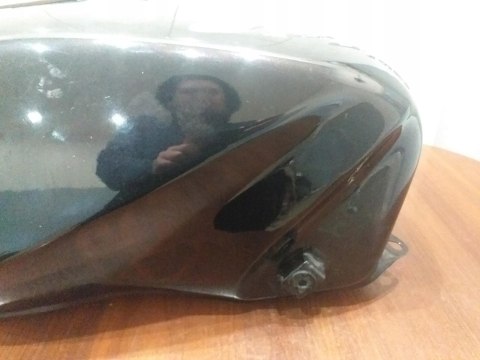 ZBIORNIK PALIWA BAK SUZUKI GS 650 ZBIORNIK PALIWA BAK SUZUKI GS 650