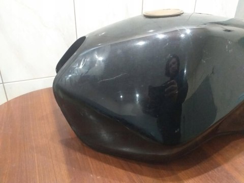 ZBIORNIK PALIWA BAK SUZUKI GS 650 ZBIORNIK PALIWA BAK SUZUKI GS 650