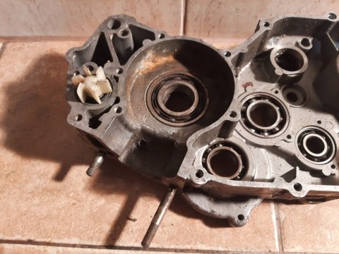 KARTER SILNIKA BLOK APRILIA 125 ROTAX 123 KARTER SILNIKA BLOK APRILIA 125 ROTAX 123
