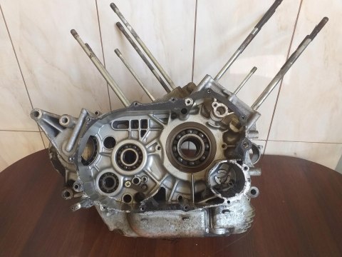 KARTERY BLOK SILNIKA KPL YAMAHA XV 750 VIRAGO KARTERY BLOK SILNIKA KPL YAMAHA XV 750 VIRAGO