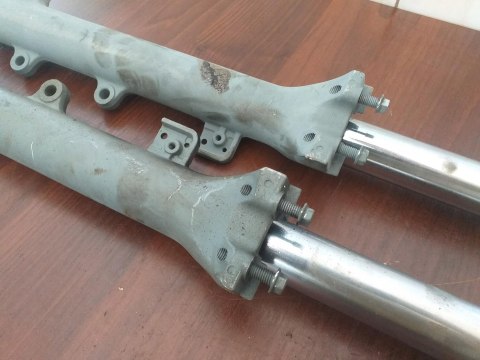 LAGI ZAWIESZENIE KPL 2SZT YAMAHA XV 750 VIRAGO