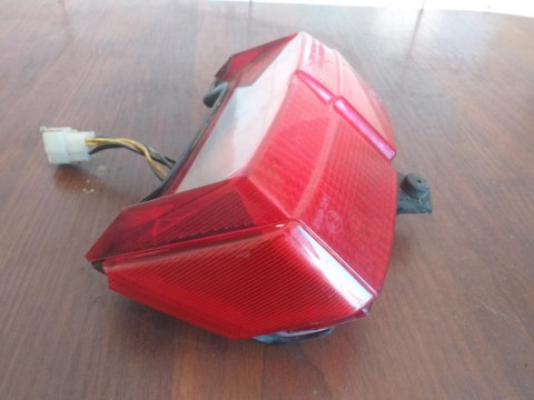LAMPA TYŁ TYLNA YAMAHA FJ 1100 LAMPA TYŁ TYLNA YAMAHA FJ 1100
