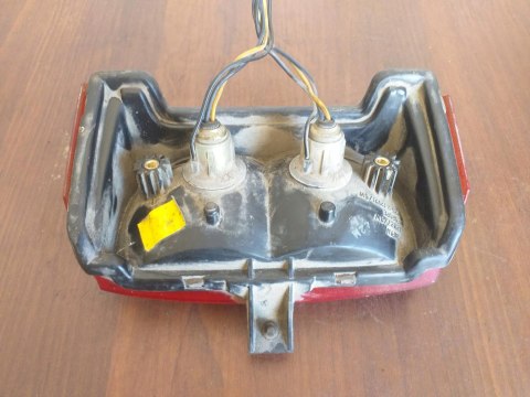 LAMPA TYŁ TYLNA YAMAHA FJ 1100 LAMPA TYŁ TYLNA YAMAHA FJ 1100