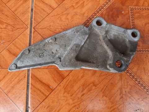 MOCOWANIE PODNÓŻKA LEWY PRZÓD KAWASAKI ZXR 750 H MOCOWANIE PODNÓŻKA LEWY PRZÓD KAWASAKI ZXR 750 H