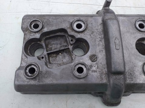 POKRYWA DEKIEL ZAWORÓW GŁOWICY KAWASAKI ZXR 750