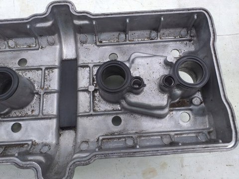 POKRYWA DEKIEL ZAWORÓW GŁOWICY KAWASAKI ZXR 750