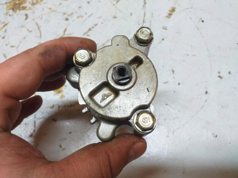 POMPA OLEJU HONDA CB 600 PC25E HORNET POMPA OLEJU HONDA CB 600 PC25E HORNET