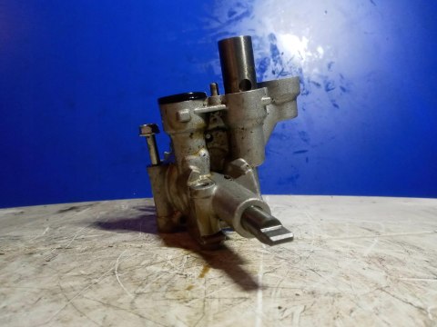 POMPA OLEJU OLEJOWA HONDA MAGNA VF 500 V30 POMPA OLEJU OLEJOWA HONDA MAGNA VF 500 V30