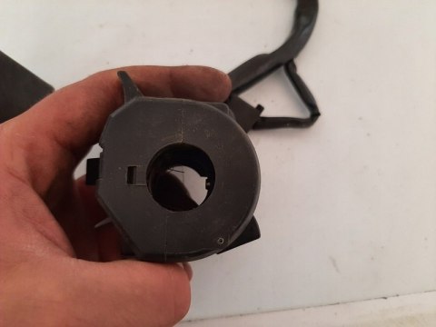 PRZEŁĄCZNIK LEWY KAWASAKI GPZ 600 ZZR 600 TR8308