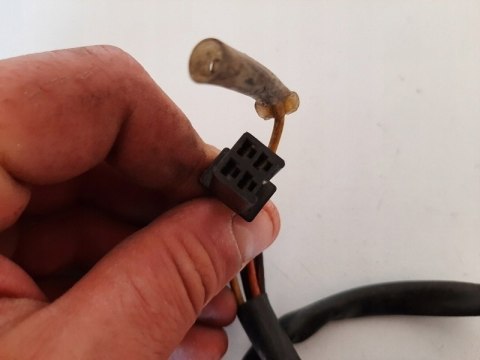 PRZEŁĄCZNIK PRAWY SUZUKI RG 125 PRZEŁĄCZNIK PRAWY SUZUKI RG 125