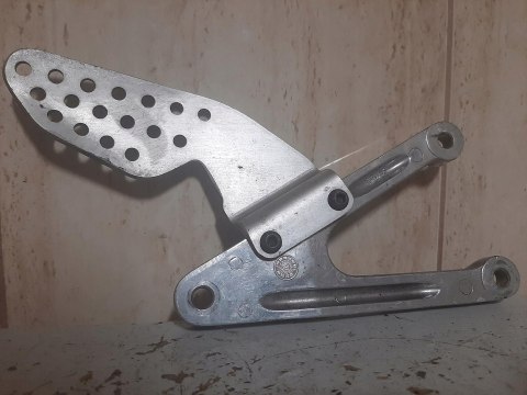 SET PODNÓŻEK YAMAHA YZF-R1 SET PODNÓŻEK YAMAHA YZF-R1
