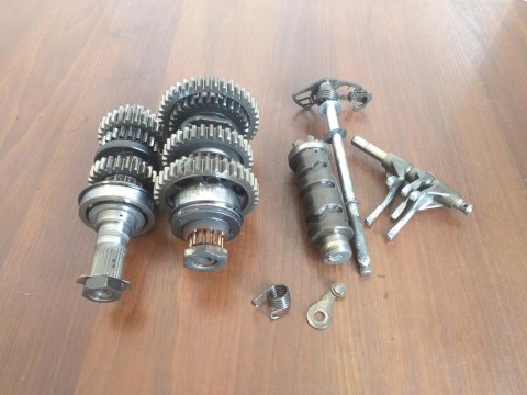 SKRZYNIA BIEGÓW KPL YAMAHA FJ 1100 SKRZYNIA BIEGÓW KPL YAMAHA FJ 1100