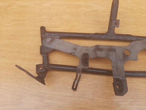 STELAŻ CZASZY LAMPY KAWASAKI ZZR 400 600