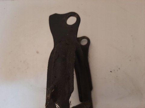 STOPKA CENTRALNA HONDA MAGNA VF 500 V30 STOPKA CENTRALNA HONDA MAGNA VF 500 V30